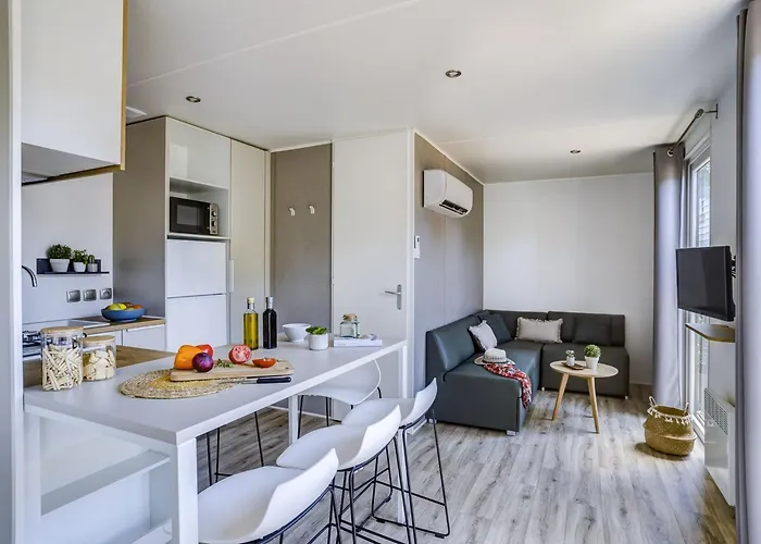 Friends 10p 5bdrms Aircon * Saint-Crépin-et-Carlucet