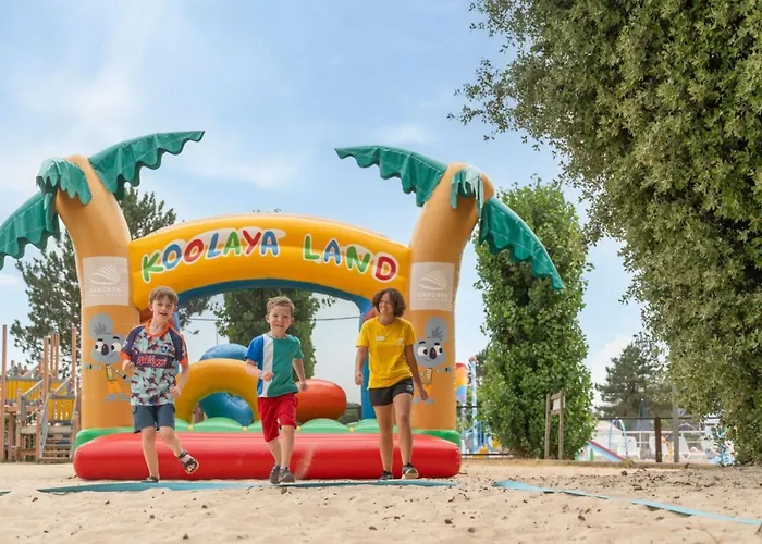 Friends 10p 5bdrms Aircon Saint-Crépin-et-Carlucet